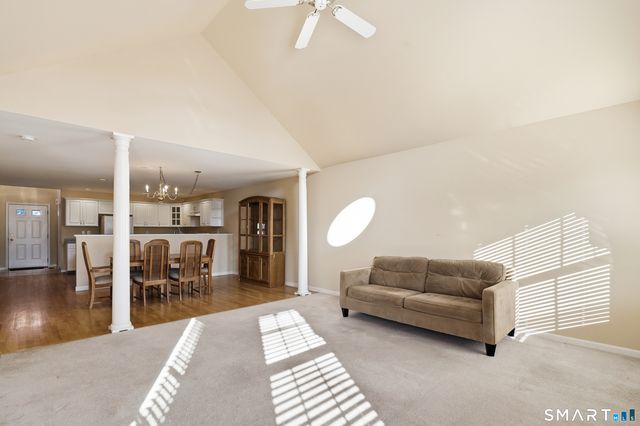 31 Saint George Place 31, Newtown, CT 06482