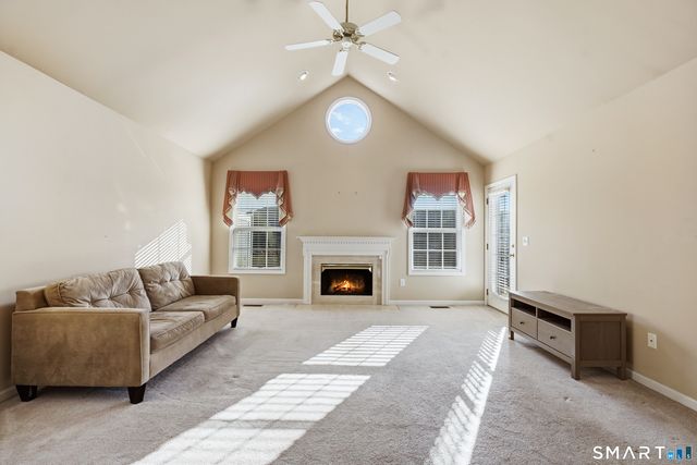 31 Saint George Place 31, Newtown, CT 06482