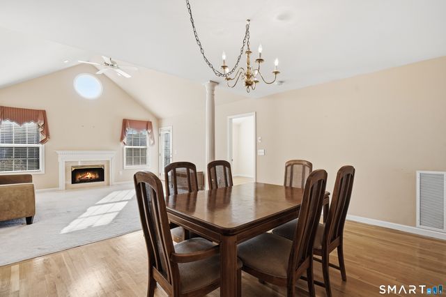 31 Saint George Place 31, Newtown, CT 06482