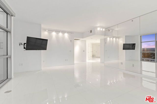 13700 Marina Pointe Drive 1915, Marina Del Rey, CA 90292