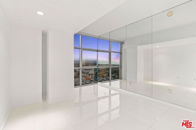 13700 Marina Pointe Drive 1915, Marina Del Rey, CA 90292