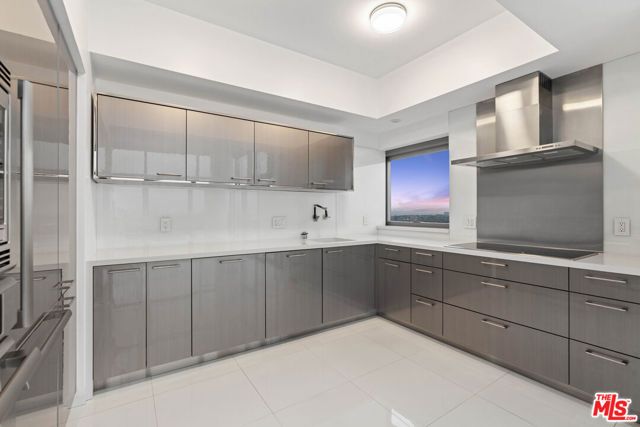 13700 Marina Pointe Drive 1915, Marina Del Rey, CA 90292