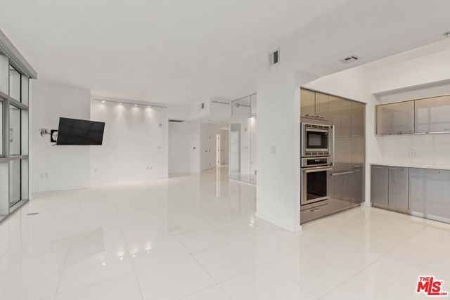 13700 Marina Pointe Drive 1915, Marina Del Rey, CA 90292