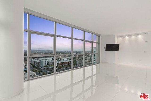 13700 Marina Pointe Drive 1915, Marina Del Rey, CA 90292