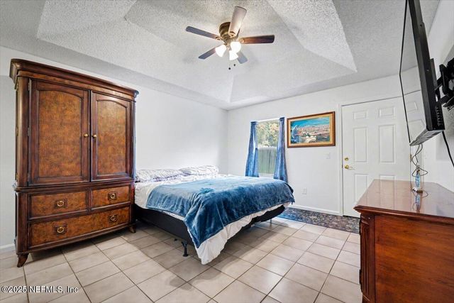 2529 AMERICAS CUP Circle E, Jacksonville, FL 32233