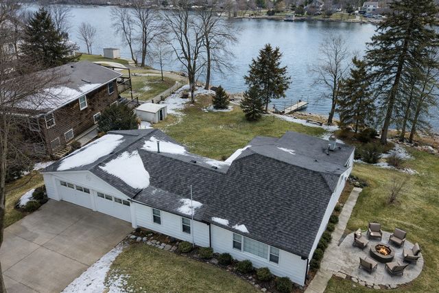 128 S Channel Drive, Round Lake Beach, IL 60073