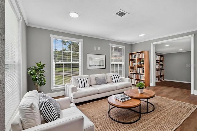 925 ADRIAN COURT, Lakeland, FL 33801
