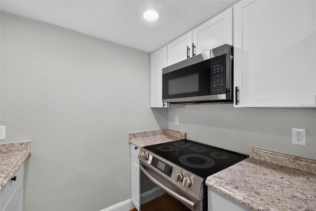 925 ADRIAN COURT, Lakeland, FL 33801