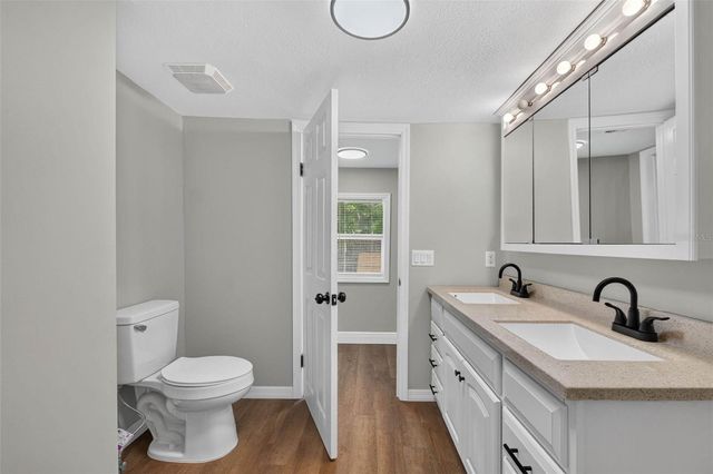 925 ADRIAN COURT, Lakeland, FL 33801