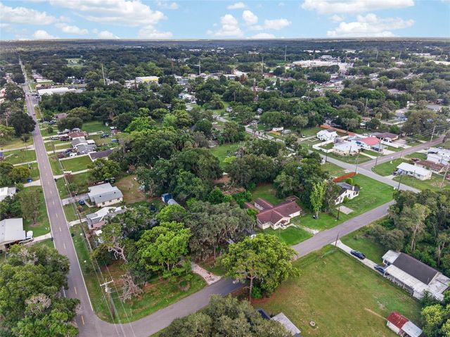 925 ADRIAN COURT, Lakeland, FL 33801
