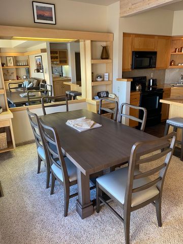 1850 Redtail Hawk Drive RV53B, Redmond, OR 97756