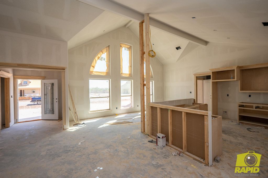 Image 4 of property listing at 3750 Wildebeest Way, San Angelo, TX 76901