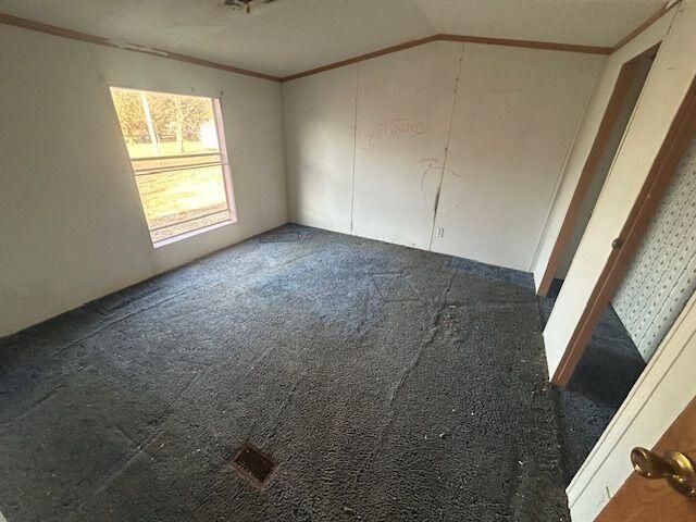 13219 W 550 N, Medaryville, IN 47957