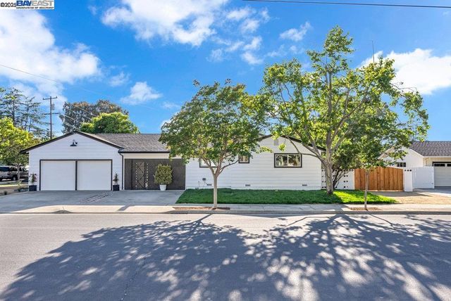 4374 Emory Way, Livermore, CA 94550