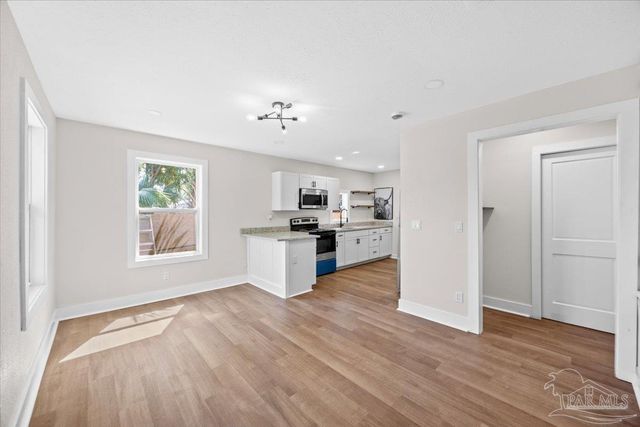 2805 W Gadsden St, Pensacola, FL 32505