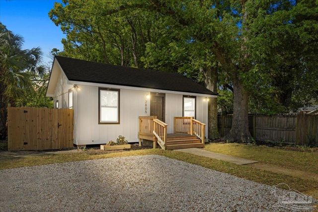 2805 W Gadsden St, Pensacola, FL 32505