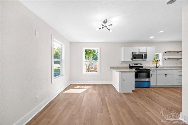 2805 W Gadsden St, Pensacola, FL 32505
