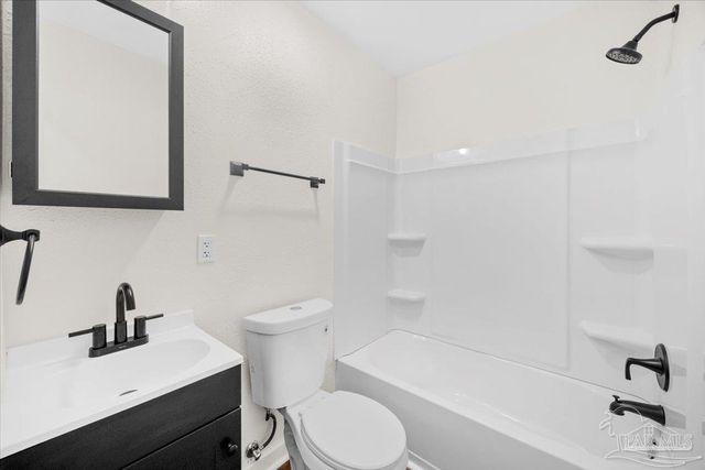 2805 W Gadsden St, Pensacola, FL 32505