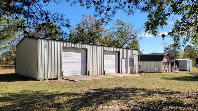 15090 N 251 Road, Okmulgee, OK 74447