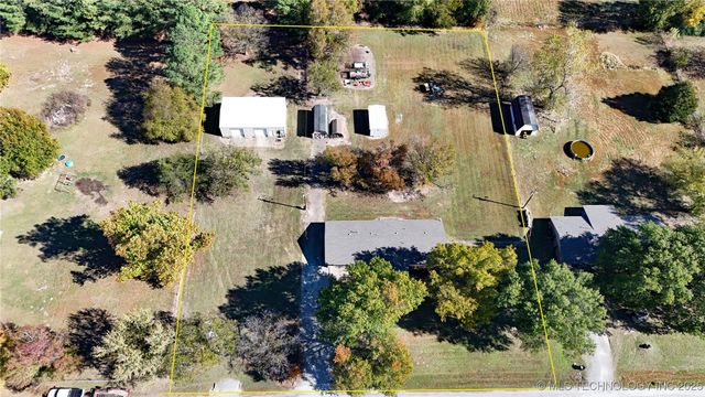 15090 N 251 Road, Okmulgee, OK 74447