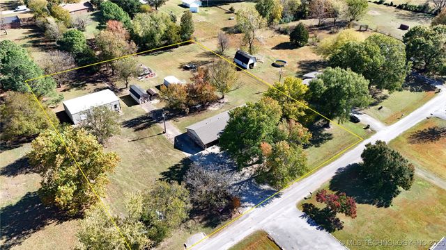 15090 N 251 Road, Okmulgee, OK 74447