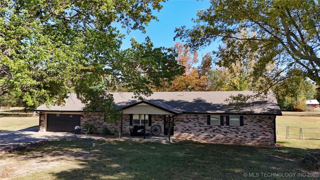 15090 N 251 Road, Okmulgee, OK 74447