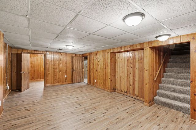 2147 Burns Avenue, Saint Paul, MN 55119