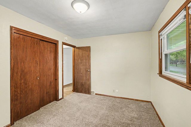 2147 Burns Avenue, Saint Paul, MN 55119