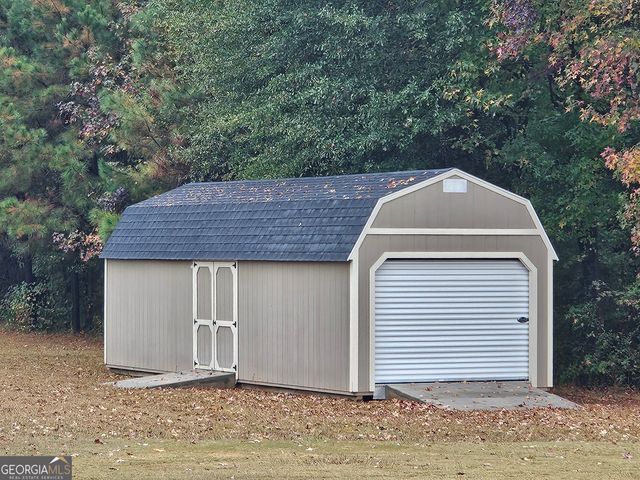 110 Moreland Oaks Drive, Moreland, GA 30259