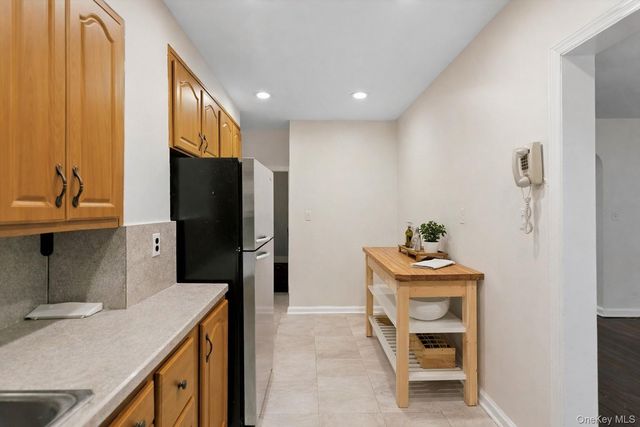 75-23 168 Street, Fresh Meadows, NY 11366