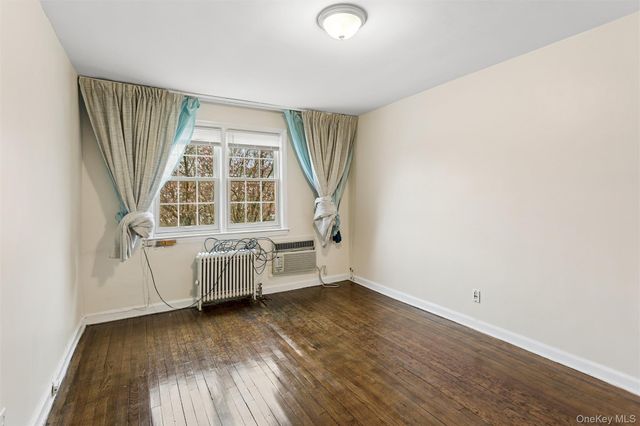 75-23 168 Street, Fresh Meadows, NY 11366