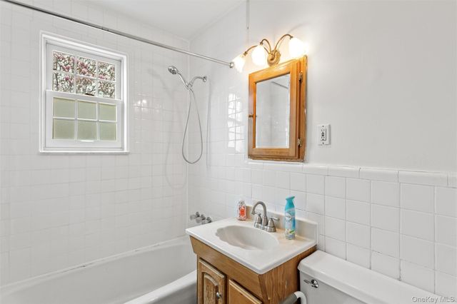 75-23 168 Street, Fresh Meadows, NY 11366