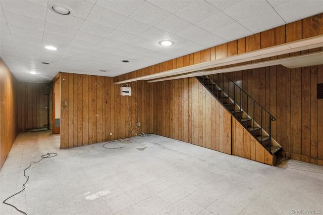 75-23 168 Street, Fresh Meadows, NY 11366