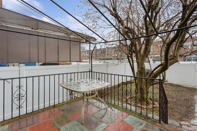 75-23 168 Street, Fresh Meadows, NY 11366