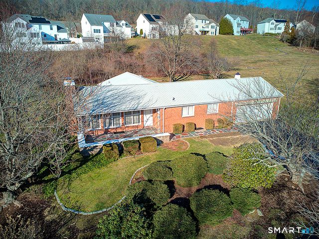 76 Gaylord Mountain Road, Hamden, CT 06518
