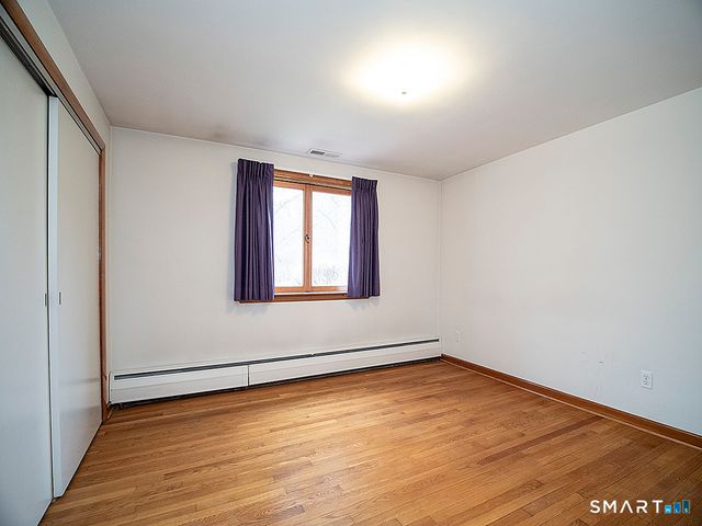 76 Gaylord Mountain Road, Hamden, CT 06518