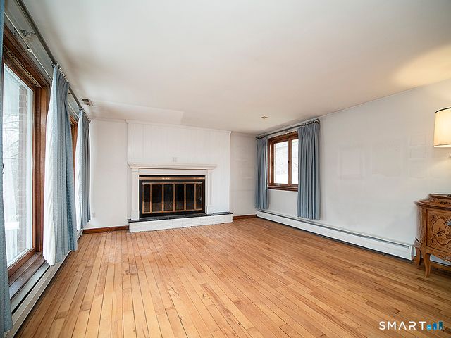 76 Gaylord Mountain Road, Hamden, CT 06518