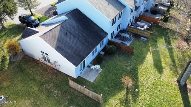 84 STONEY CREEK Drive, Clifton Park, NY 12065