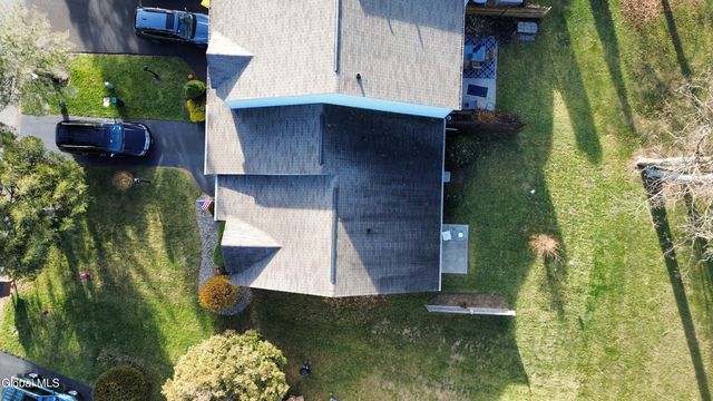 84 STONEY CREEK Drive, Clifton Park, NY 12065