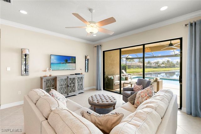 2845 Cinnamon Bay CIR, Naples, FL 34119