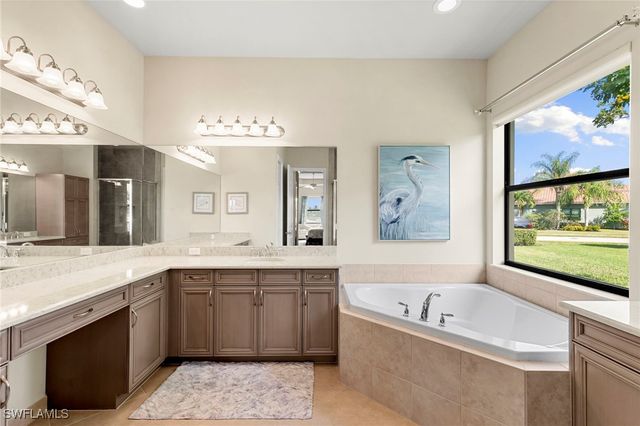 2845 Cinnamon Bay CIR, Naples, FL 34119