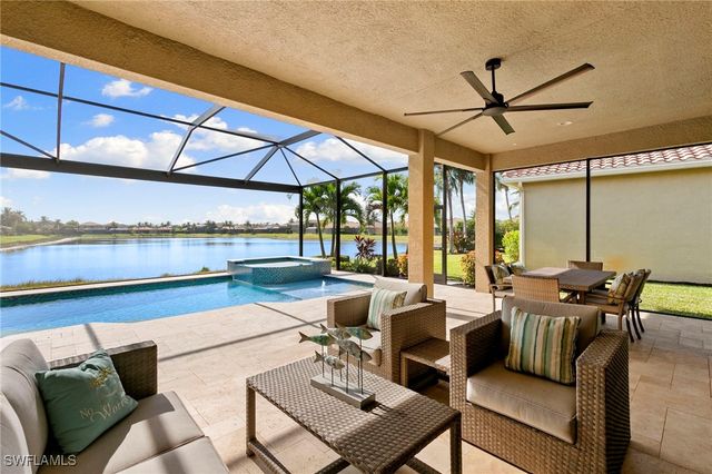 2845 Cinnamon Bay CIR, Naples, FL 34119