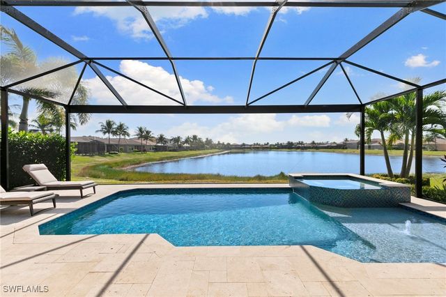 2845 Cinnamon Bay CIR, Naples, FL 34119