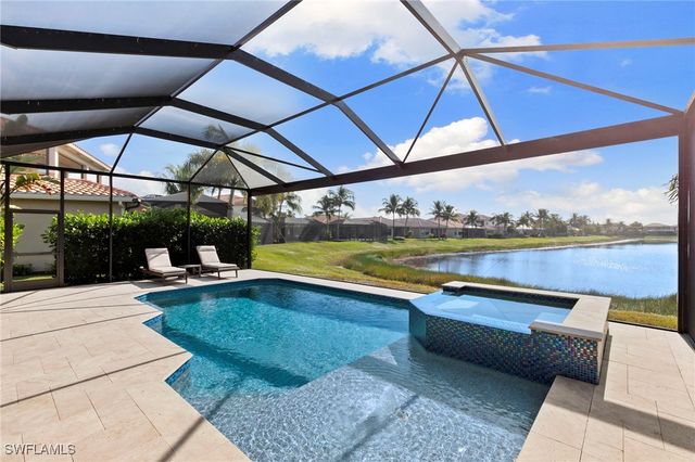 2845 Cinnamon Bay CIR, Naples, FL 34119