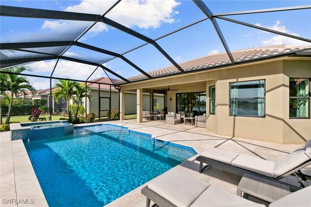 2845 Cinnamon Bay CIR, Naples, FL 34119