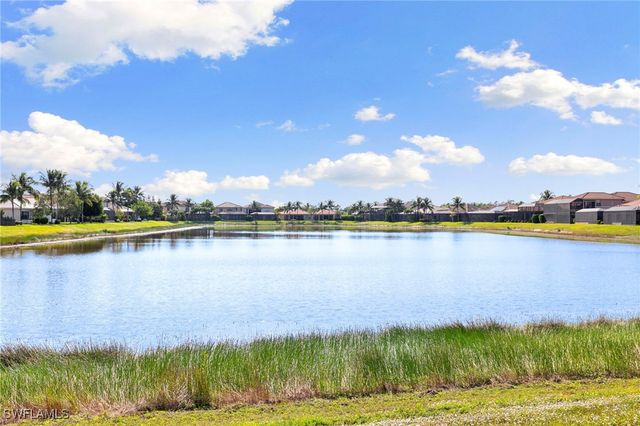 2845 Cinnamon Bay CIR, Naples, FL 34119