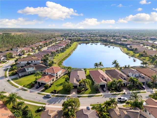 2845 Cinnamon Bay CIR, Naples, FL 34119