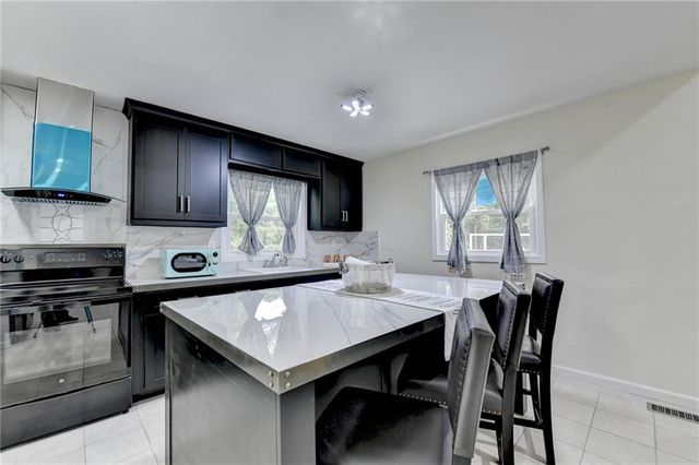 6654 Old Covington Road, Lithonia, GA 30058