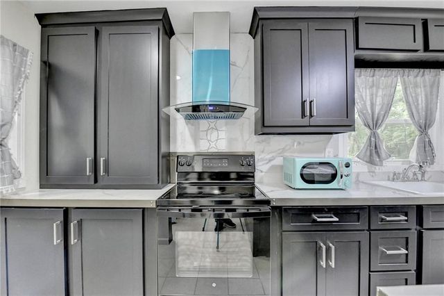 6654 Old Covington Road, Lithonia, GA 30058