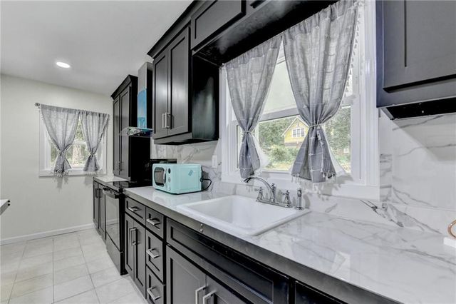 6654 Old Covington Road, Lithonia, GA 30058